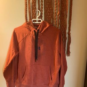 Womens loose fit sweater. Under armour.